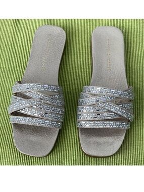 Kelly & Katie Silver Fashine Sparkly Beaded Sandals Size 8 NEVER WORN